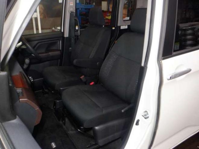 ルーミー1.0 G 4WD　本州仕入・ナビ・TV・B/T・Bカメラ・両側電動・クルコン・ETC・オートマチックハイビーム・衝突軽減・アイドリングストップ・クリアランスソナー・ライトレベライザー・オートエアコン 1000