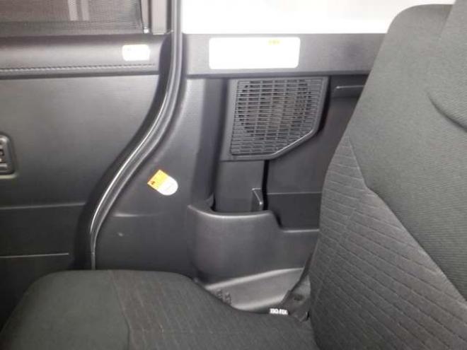 ルーミー1.0 G 4WD　本州仕入・ナビ・TV・B/T・Bカメラ・両側電動・クルコン・ETC・オートマチックハイビーム・衝突軽減・アイドリングストップ・クリアランスソナー・ライトレベライザー・オートエアコン 1000