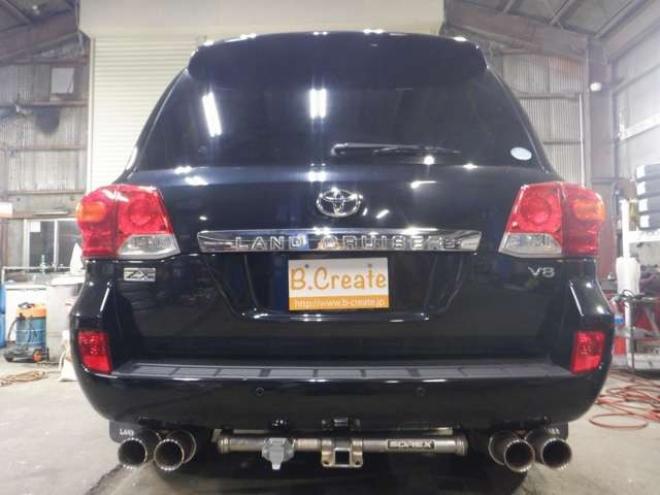 ランドクルーザー200 4.6 ZX 4WD　本州仕入・ナビ・TV・B/T・サンルーフ・革　Bカメラ・ガナドールマフラー・ヒッチメンバー・シートヒーター・エアコン・電動シート・電動リアゲート 4600