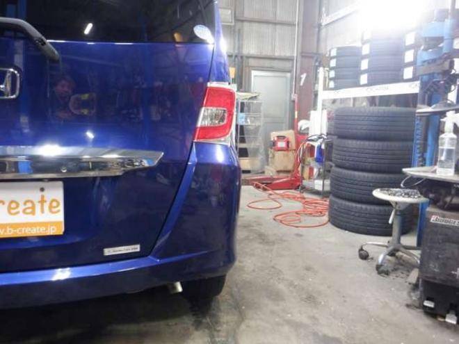 フリード1.5 G ジャストセレクション 4WD　Bluetoothオーディオ・ETC・両側パワスラ・ワイパーデアイサー・HID・スマートキー・ドアバイザー・ナビ・B/T・TV・バックカメラ 1500