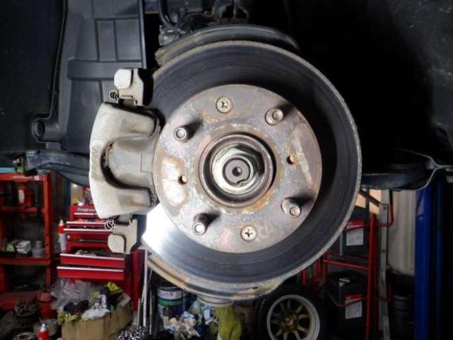 N-ONEG SSパッケージ 4WD　本州仕入れ　4WD　SDナビ　フルセグTV　バックカメラ　USB接続　前席シートヒーター　ステアリングスイッチ　HID　スマートキー　プッシュスタート　ドアバイザー 660