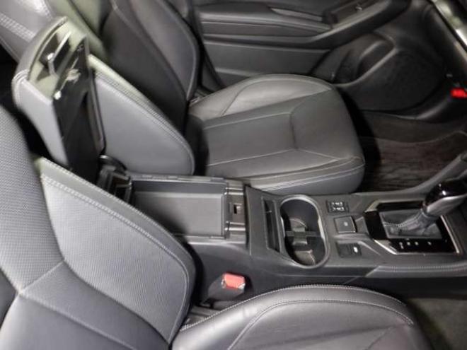 インプレッサスポーツ 2.0 i-L アイサイト 4WD　ブラックレザーセレクション　本州仕入れ　4WD　MOPナビ　B/T　TV　バックカメラ　ETC　クルコン　シートヒーター　レザーシート　衝突軽減　LEDヘッドライト　フォグランプ　ドアバイザー　スマートキー 2000