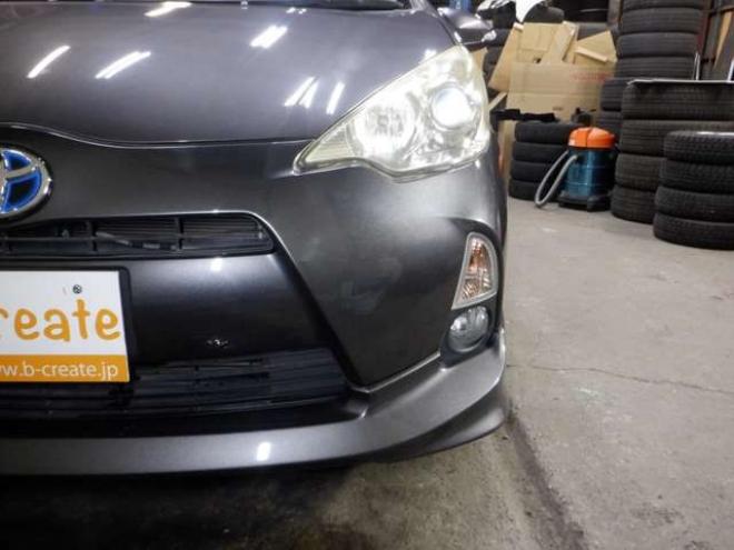 アクア1.5 G ブラックソフトレザーセレクション　本州仕入・ナビ・TV・B/T・レザーシート・本州仕入・純正エアロ・シートヒーター・ステアリングスイッチ・バックカメラ・スマートキー・プッシュスタート 2WD 1500