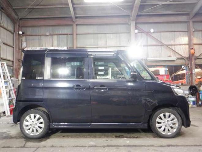 スペーシアカスタム XS 4WD　SDナビ・DTV・USB接続・4WD・パワースライドドア・シートヒーター・HID・フォグランプ・スマートキー・プッシュスタート 660