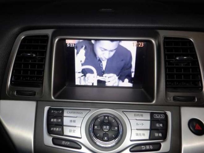 ムラーノ2.5 250XV FOUR 4WD　本州仕入・後期型・メーカーナビ・TV・Bカメラ・サイドカメラ・B/T・革シート・インテリキー・プッシュスタート・ETC・前席パワーシート・クルコン・HID・シートヒーター・フォグランプ・BOSEサウンド 2500