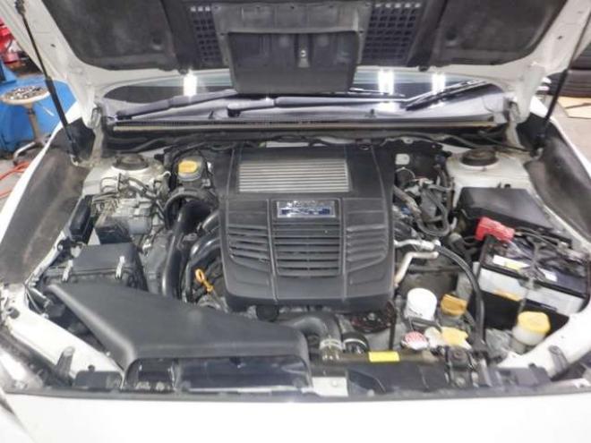 レヴォーグ2.0 STI スポーツ アイサイト 4WD　本州仕入・ナビ・TV・Bカメラ・サイドカメラ・B/T・LEDヘッドライト・メモリー付き電動シート・革シート・パドルシフト・クルコン・ETC・ブラインドスポット・衝突軽減・シートヒーター 2000