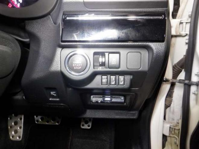 レヴォーグ2.0 STI スポーツ アイサイト 4WD　本州仕入・ナビ・TV・Bカメラ・サイドカメラ・B/T・LEDヘッドライト・メモリー付き電動シート・革シート・パドルシフト・クルコン・ETC・ブラインドスポット・衝突軽減・シートヒーター 2000