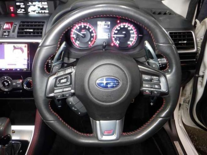 レヴォーグ2.0 STI スポーツ アイサイト 4WD　本州仕入・ナビ・TV・Bカメラ・サイドカメラ・B/T・LEDヘッドライト・メモリー付き電動シート・革シート・パドルシフト・クルコン・ETC・ブラインドスポット・衝突軽減・シートヒーター 2000