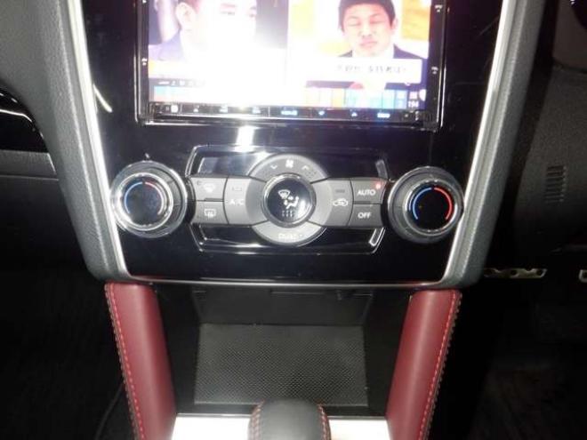 レヴォーグ2.0 STI スポーツ アイサイト 4WD　本州仕入・ナビ・TV・Bカメラ・サイドカメラ・B/T・LEDヘッドライト・メモリー付き電動シート・革シート・パドルシフト・クルコン・ETC・ブラインドスポット・衝突軽減・シートヒーター 2000