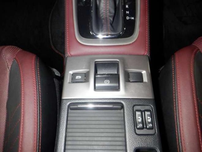 レヴォーグ2.0 STI スポーツ アイサイト 4WD　本州仕入・ナビ・TV・Bカメラ・サイドカメラ・B/T・LEDヘッドライト・メモリー付き電動シート・革シート・パドルシフト・クルコン・ETC・ブラインドスポット・衝突軽減・シートヒーター 2000