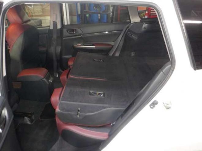 レヴォーグ2.0 STI スポーツ アイサイト 4WD　本州仕入・ナビ・TV・Bカメラ・サイドカメラ・B/T・LEDヘッドライト・メモリー付き電動シート・革シート・パドルシフト・クルコン・ETC・ブラインドスポット・衝突軽減・シートヒーター 2000