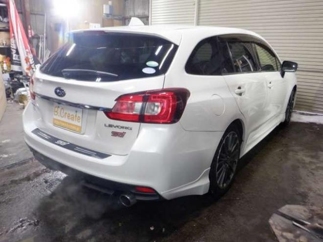 レヴォーグ2.0 STI スポーツ アイサイト 4WD　本州仕入・ナビ・TV・Bカメラ・サイドカメラ・B/T・LEDヘッドライト・メモリー付き電動シート・革シート・パドルシフト・クルコン・ETC・ブラインドスポット・衝突軽減・シートヒーター 2000