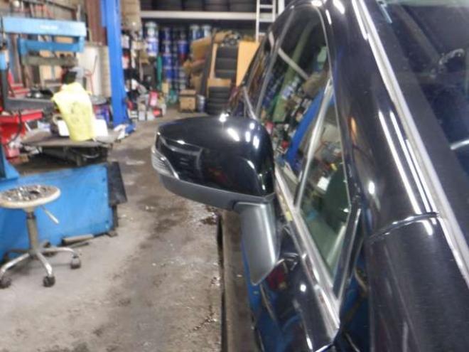 レヴォーグ1.6 GT-S アイサイト 4WD　本州仕入・ナビ・TV・Bカメラ・B/T・衝突軽減・前席パワーシート・LEDヘッドライト・LEDアクセサリーライナー・スマートキー・プッシュスタート・ETC・フォグランプ・クルコン 1600