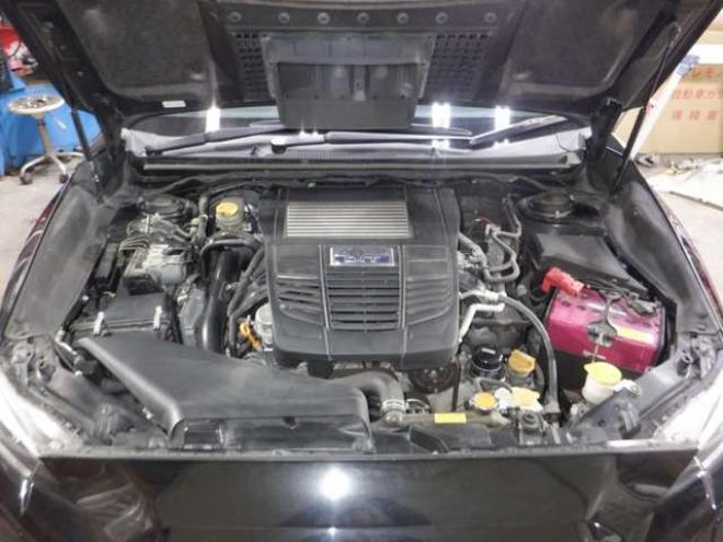 レヴォーグ1.6 GT-S アイサイト 4WD　本州仕入・ナビ・TV・Bカメラ・B/T・衝突軽減・前席パワーシート・LEDヘッドライト・LEDアクセサリーライナー・スマートキー・プッシュスタート・ETC・フォグランプ・クルコン 1600