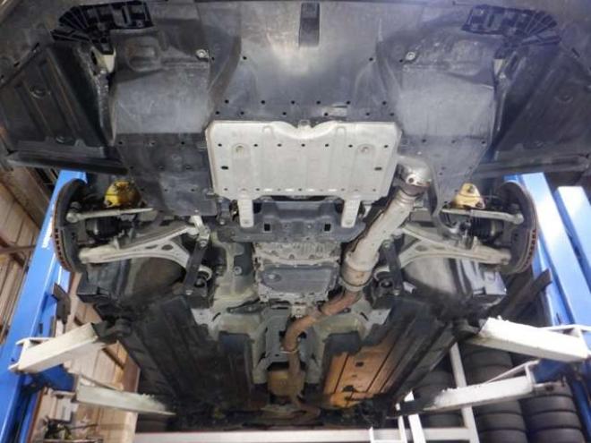 レヴォーグ1.6 GT-S アイサイト 4WD　本州仕入・ナビ・TV・Bカメラ・B/T・衝突軽減・前席パワーシート・LEDヘッドライト・LEDアクセサリーライナー・スマートキー・プッシュスタート・ETC・フォグランプ・クルコン 1600