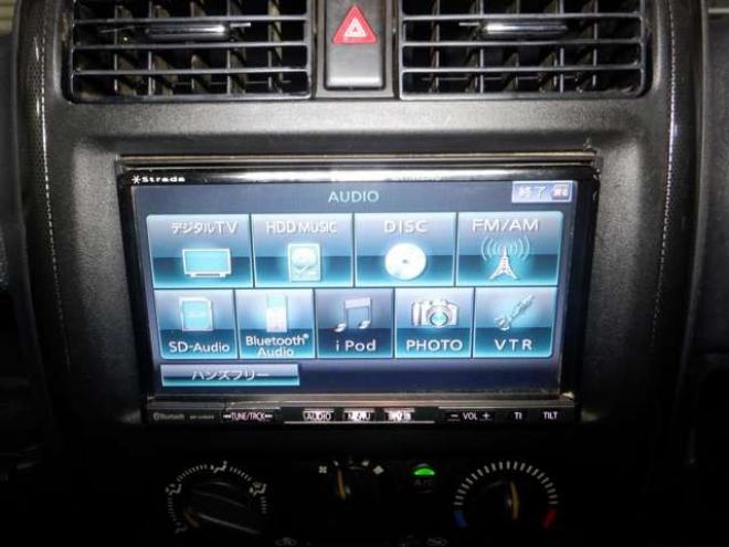 ジムニークロスアドベンチャー XC 4WD　本州仕入・ナビ・TV・B/T・シートヒーター・キーレス・ミラーヒーター・ターボ・ライトレベライザー・ETC・ドアバイザー・電動格納ミラー・16インチ社外AW・フォグランプ 660