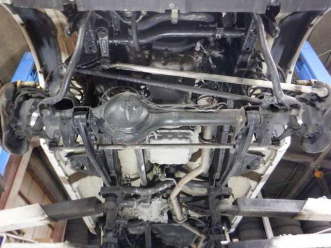 ジムニーワイルドウインド 4WD　本州仕入・ナビ・TV・Bカメラ・専用レザーシート・ETC・キーレス・シートヒーター・フォグランプ・ターボ・純正AW・電動格納ミラー・ミラーヒーター・ルーフレール 660