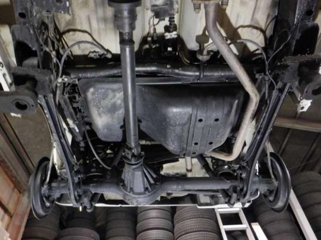 ジムニーワイルドウインド 4WD　本州仕入・ナビ・TV・Bカメラ・専用レザーシート・ETC・キーレス・シートヒーター・フォグランプ・ターボ・純正AW・電動格納ミラー・ミラーヒーター・ルーフレール 660