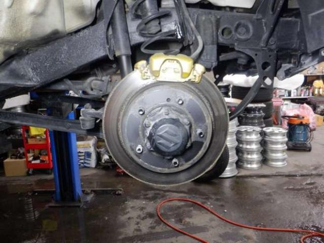 ジムニーワイルドウインド 4WD　本州仕入・ナビ・TV・Bカメラ・専用レザーシート・ETC・キーレス・シートヒーター・フォグランプ・ターボ・純正AW・電動格納ミラー・ミラーヒーター・ルーフレール 660