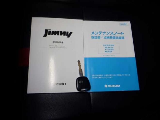 ジムニーワイルドウインド 4WD　本州仕入・ナビ・TV・Bカメラ・専用レザーシート・ETC・キーレス・シートヒーター・フォグランプ・ターボ・純正AW・電動格納ミラー・ミラーヒーター・ルーフレール 660