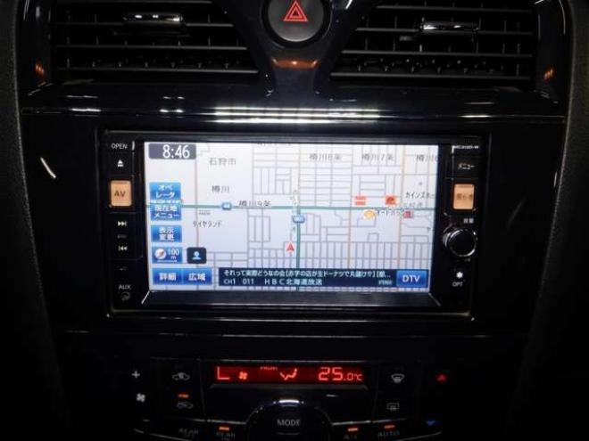 セレナ2.0 ハイウェイスター 4WD　ナビ・TV・Bカメラ・B/T・両側電動・インテリキー・プッシュスタート・アイドリングストップ・クルコン・HID・ETC・フォグランプ・純正AW・寒冷地仕様・純正エンスタ・リア席サンシェード 2000