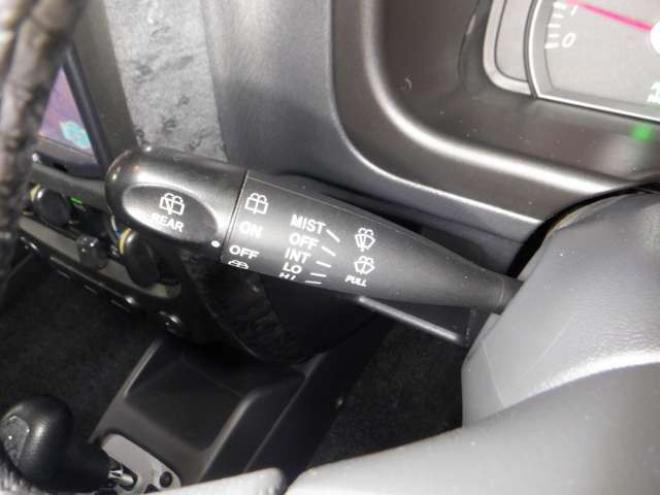 ジムニーワイルドウインド 4WD　本州仕入・ナビ・フルセグTV・キーレス・フォグランプ・シートヒーター・ミラーヒーター・ルーフレール・ターボ・社外AW・ライトレベライザー・電動格納ミラー・DVD再生・JAOSマッドガード 660