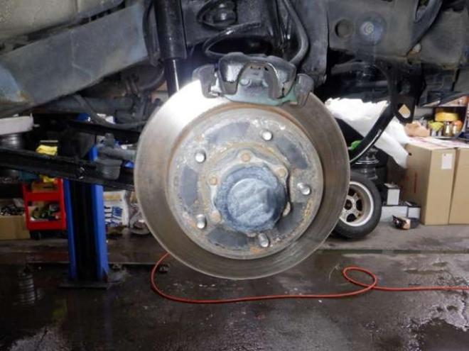 ジムニーワイルドウインド 4WD　本州仕入・ナビ・フルセグTV・キーレス・フォグランプ・シートヒーター・ミラーヒーター・ルーフレール・ターボ・社外AW・ライトレベライザー・電動格納ミラー・DVD再生・JAOSマッドガード 660