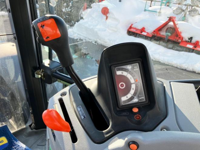 トラクターニューホランド　中古　T6020　DELTA