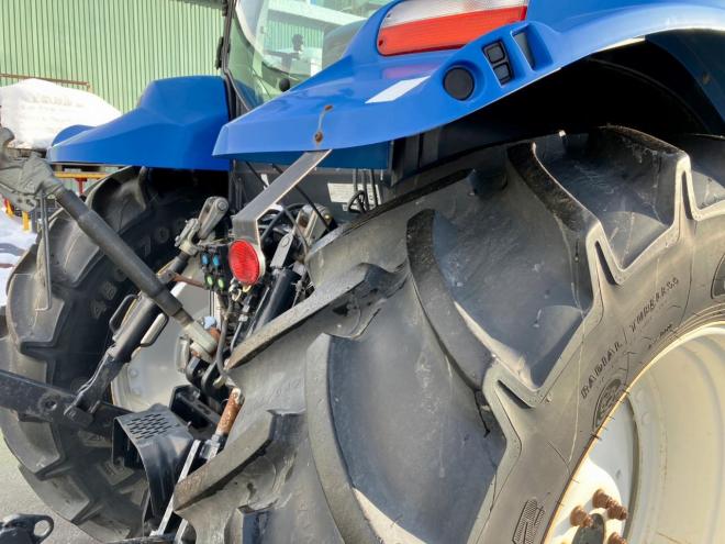 トラクターニューホランド　中古　T6020　DELTA