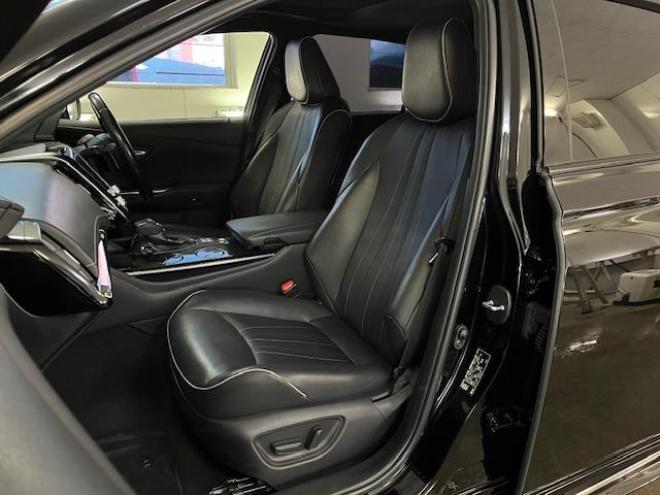 クラウンハイブリッドＲＳアドバンス　本州仕入　ワンオーナー　寒冷地仕様　禁煙車　電動サンルーフ　ヘッドアップディスプレイ　シーケンシャルウィンカー　純正ブラックレザーシート　純正１８インチスパッタリングＡＷ　社外１７ＡＷ＋スタッドレス付 4WD 2500 4Dr