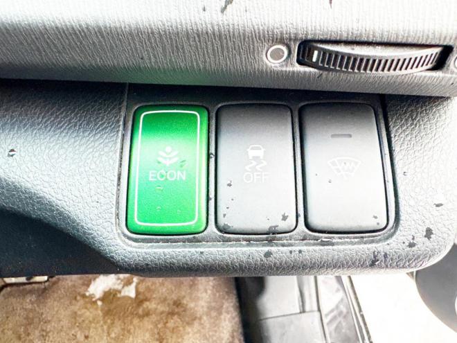 オデッセイ2.4アブソルート 4WD　ローンが不安な方＜優遇ローン＞本州仕入 1年保証　純正ナビ　バックカメラ 