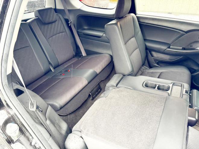 オデッセイ2.4アブソルート 4WD　ローンが不安な方＜優遇ローン＞本州仕入 1年保証　純正ナビ　バックカメラ 