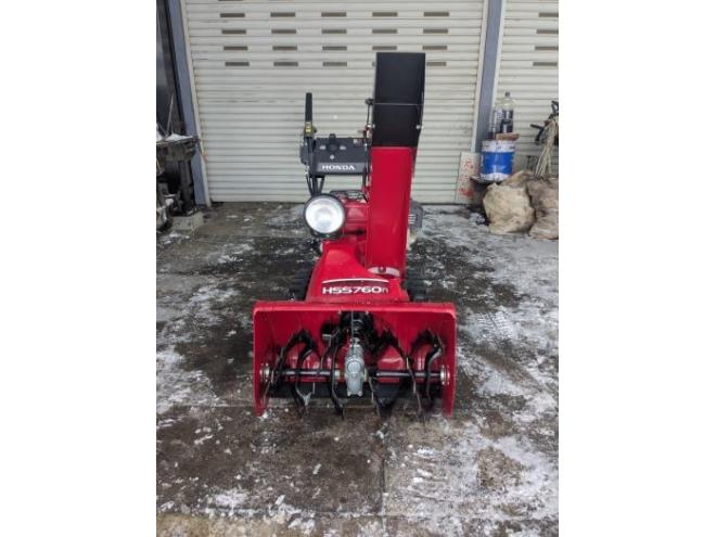除雪機ホンダ　HSS760ｎ　7馬力　ＨＳＴ　超良品