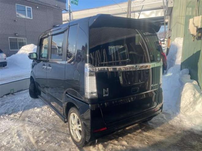 N-BOXカスタムG Lパッケージ　FF車　2WD　新　在　庫　　限　定　プ ライス　HID　両面パワースライド　TRC 2WD 660