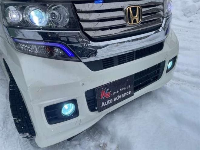 N-BOXカスタムG ターボパッケージ 4WD　新在　庫　限　定　プ　ライス 660