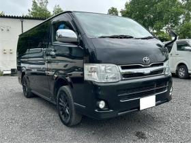 ハイエースバン　　スーパーＧＬ　ＥＴＣ　バックカメラ　ナビ　両側スライドドア　ＡＴ　アルミホイール　エアコン　パワーウィンドウ　運転席エアバッグ 4WD 3000(D) 5Dr