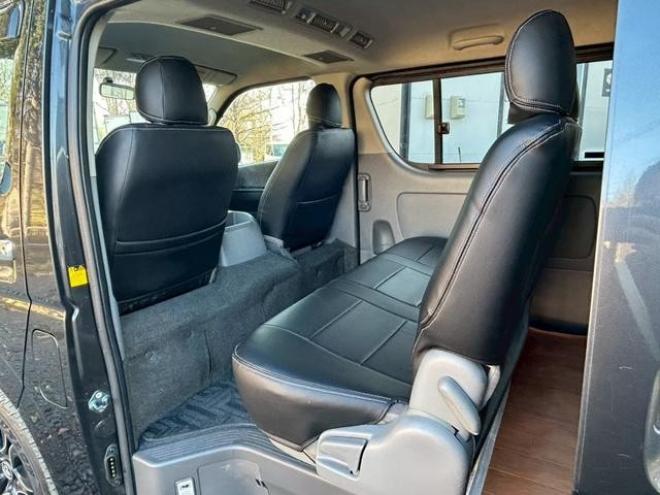 ハイエースバン　４ＷＤ　バックカメラ　ナビ　ＴＶ　衝突被害軽減システム　両側スライドドア　オートライト　電動格納ミラー　ＡＴ　ＣＤ　ＵＳＢ　エアコン　パワーウィンドウ　運転席エアバッグ 4WD 2500(D) 5Dr