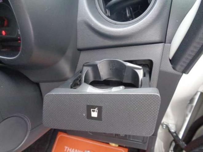 ムーヴカスタム RS SA 4WD　プッシュスタート　スマートキー　純正エンスタ　本革巻きステアリング　電動格納ミラー　フロントフォグ　ETC　横滑り防止　衝突被害軽減　アイドリングストップ　純正ナビ　フルセグTV　HDMI入出力対応　Bluetooth 660