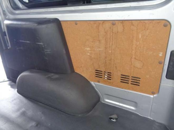 ハイエースバン2.8 DX ロング ディーゼルターボ 4WD　丸目クラシックヘッドライトキット　寒冷地仕様　415COBRA　SAFARIフロントリップスポイラー　16インチアルミ&トーヨーH30　リアヒーター　リアエアコン 2800