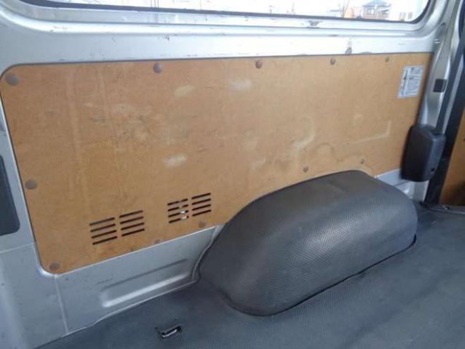 ハイエースバン2.8 DX ロング ディーゼルターボ 4WD　丸目クラシックヘッドライトキット　寒冷地仕様　415COBRA　SAFARIフロントリップスポイラー　16インチアルミ&トーヨーH30　リアヒーター　リアエアコン 2800