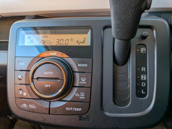 モコ X-four  4WD 660 5Dr