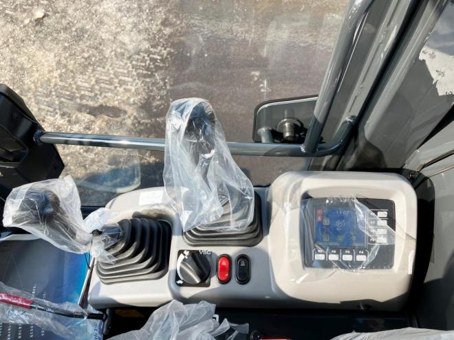 ホイールローダコマツ　未使用　WA50-8