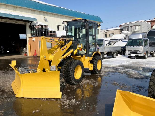 ホイールローダコマツ　未使用　WA50-8