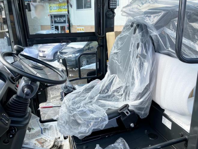 ホイールローダコマツ　未使用　WA80-8