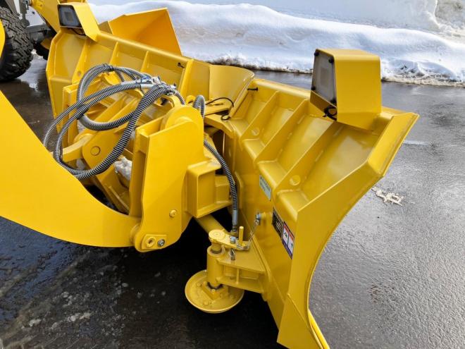 ホイールローダコマツ　未使用　WA80-8