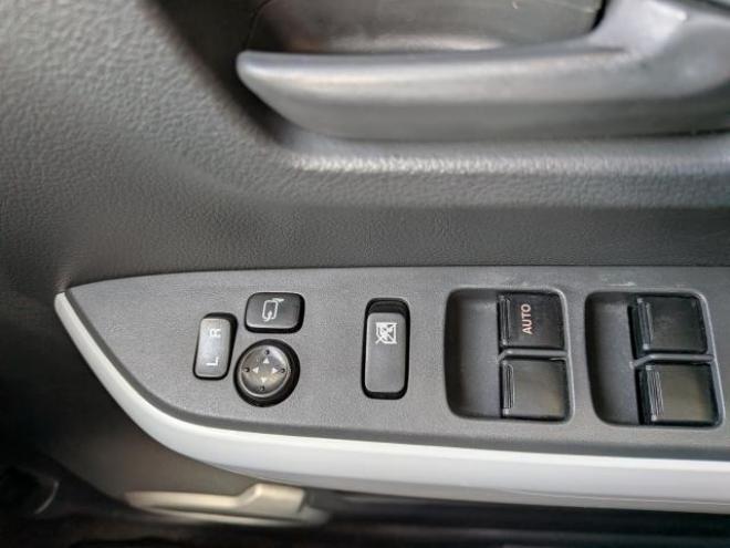 フレアクロスオーバー XG☆アイドリングストップ 4WD 660 5Dr