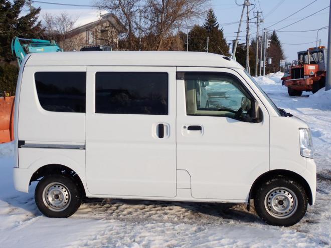 エブリィ夏タイヤ＆ホイール付　恵庭ヤード　4WD