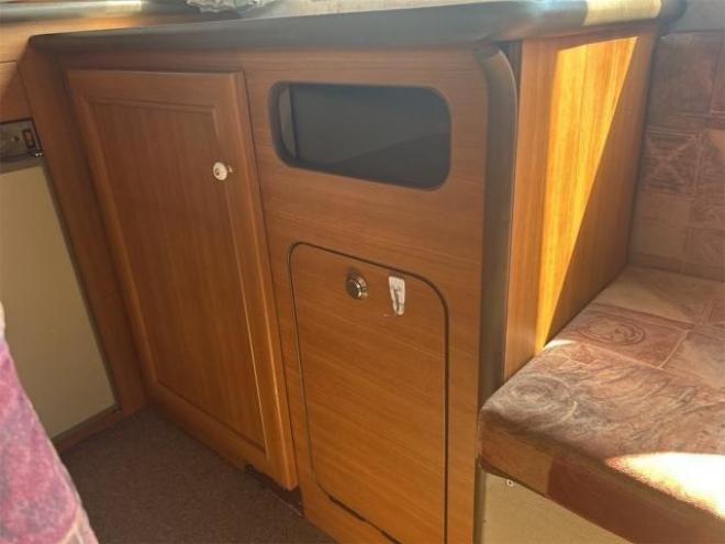 カムロードキャンピング　 2WD 3000