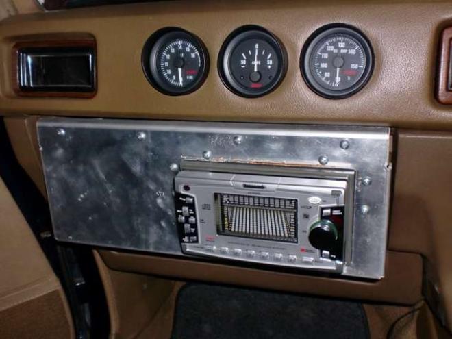 コロナクーペ　2000GT　エンジン18R バケットシート　社外アルミロンシャン　2シーター　ソレックスキャブ 2WD 2000