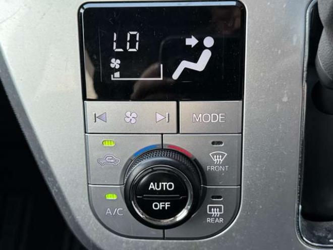 ピクシスジョイC 660 X 4WD　ナビ　TV　Bカメラ　Bluetooth　1年保証　12ヵ月点検済　下廻り防錆塗装済 660